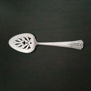 Tudor Plate Oneida Community Fortune Vintage Pie Server